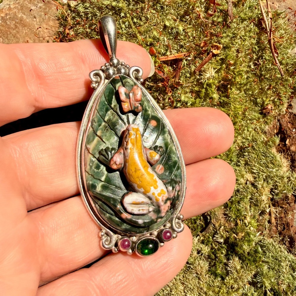 Rare Sajen Sterling Silver 925 Ocean Jasper Carved Salamander Butterfly Pendant